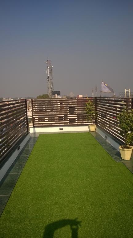Hotel Seven Hills Tower Agra  Εξωτερικό φωτογραφία