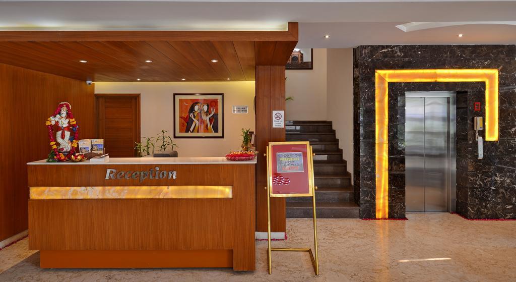Hotel Seven Hills Tower Agra  Εξωτερικό φωτογραφία