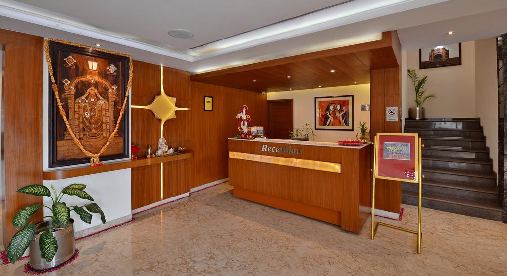 Hotel Seven Hills Tower Agra  Εξωτερικό φωτογραφία