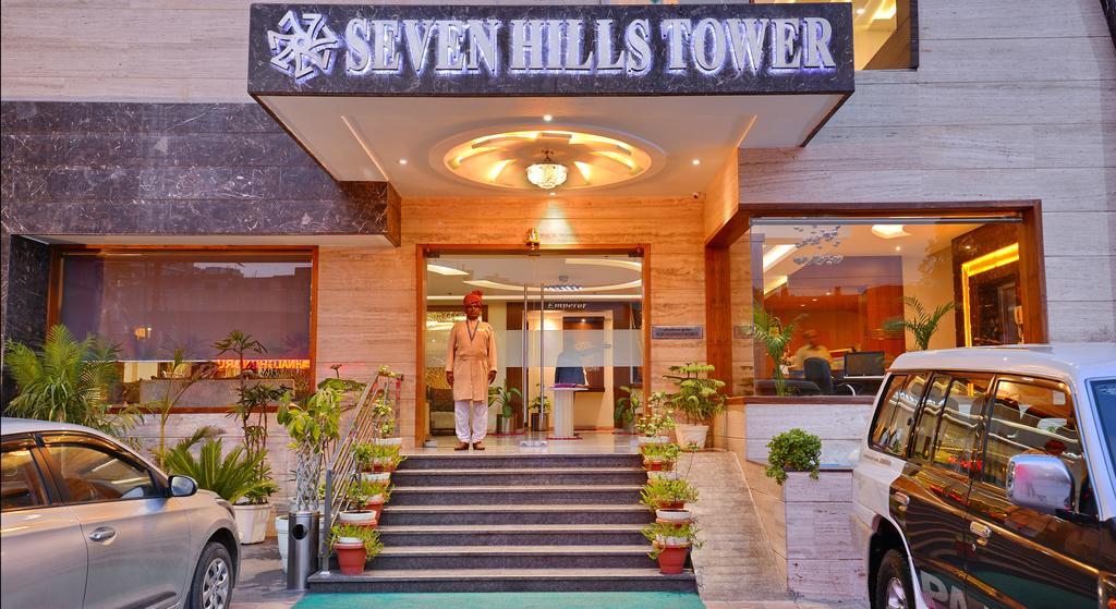 Hotel Seven Hills Tower Agra  Εξωτερικό φωτογραφία