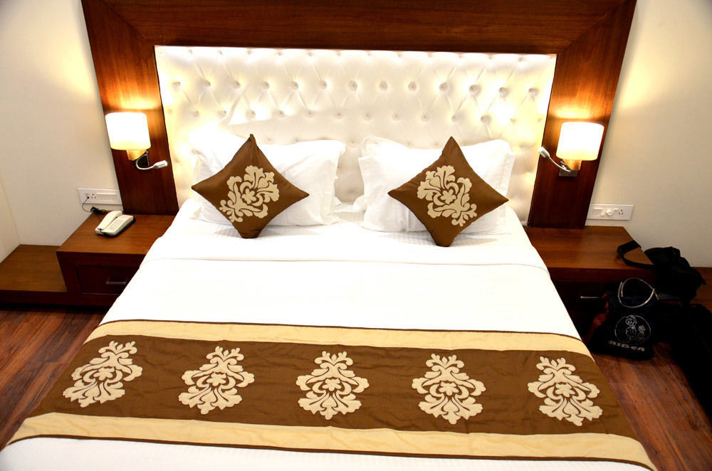 Hotel Seven Hills Tower Agra  Εξωτερικό φωτογραφία